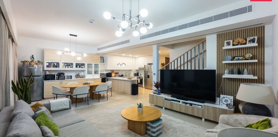 Townhouse de 3 dormitorios en Dubai, UAE No. 149221