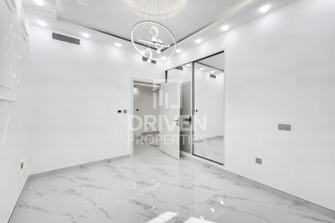 Квартира с 3 спальнями  №122191 12