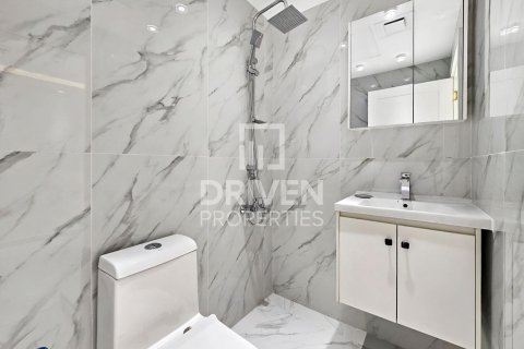 Квартира с 3 спальнями  №122191 17