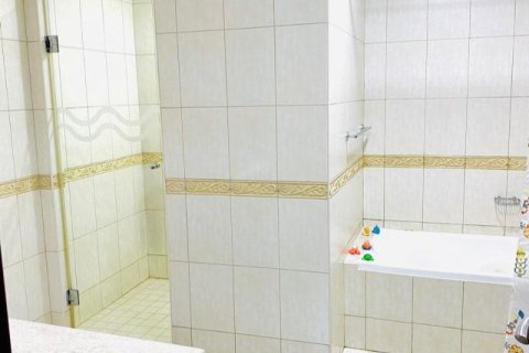 Appartement de 2 chambres à Motor City, UAE No. 165913 8