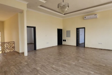 6 bedrooms Villa in Ras Al Khaimah, UAE No. 184122 8