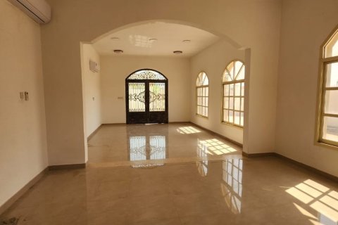 6 bedrooms Villa in Ras Al Khaimah, UAE No. 184122 6
