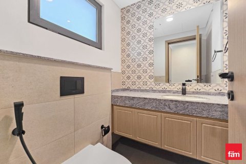 5 bedrooms Townhouse in Dubai, UAE No. 165482 3