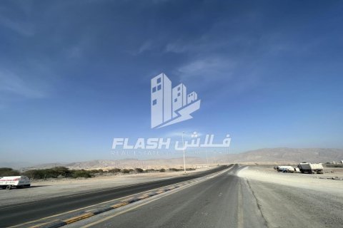 900مربع، قطعة أرض في Seih Al Harf, الإمارات العربية المتحدة رقم 172092 2
