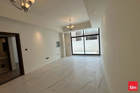4 bedrooms Villa in Dubai, UAE No. 161340 9