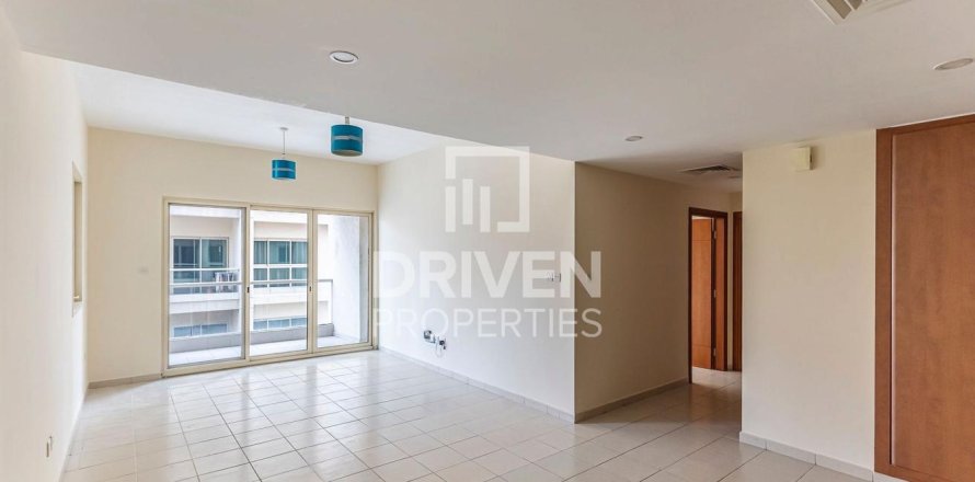 Apartment de 2 dormitorios en Greens, UAE No. 201355