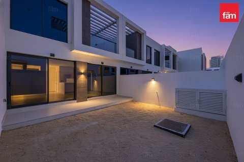 Townhouse de 3 dormitorios  No. 125250 2