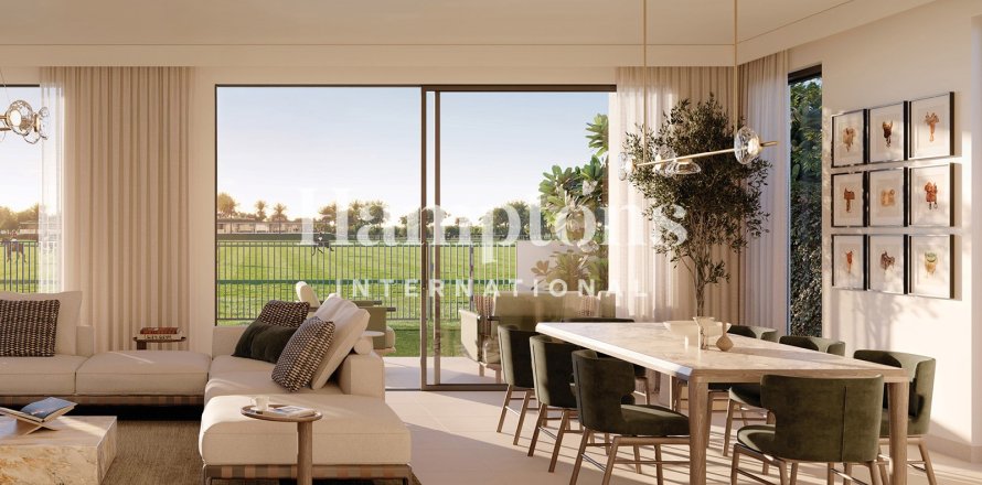 5 bedrooms Villa in Dubai, UAE No. 151365