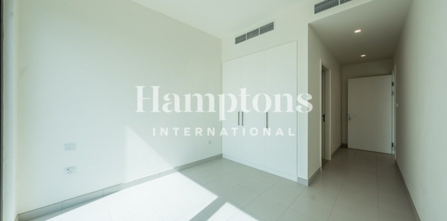 Townhouse de 3 dormitorios en Dubai South (Dubai World Central), UAE No. 143903