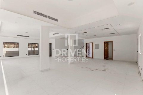 Villa de 4 dormitorios en Al Furjan, UAE No. 191520