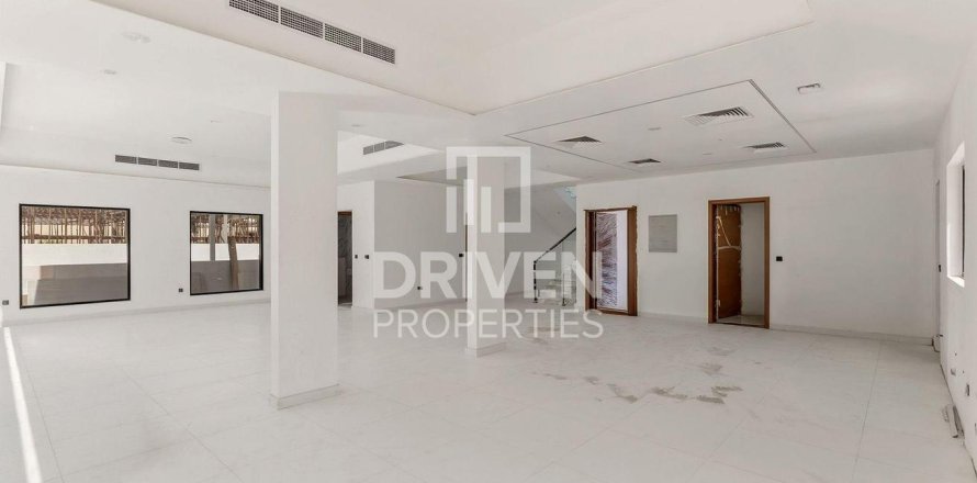Villa de 4 dormitorios en Al Furjan, UAE No. 191520