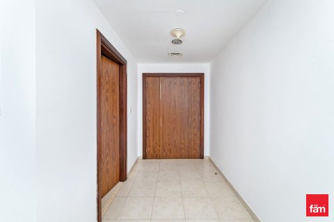 1 bedroom Apartment in Business Bay, UAE No. 143744 12