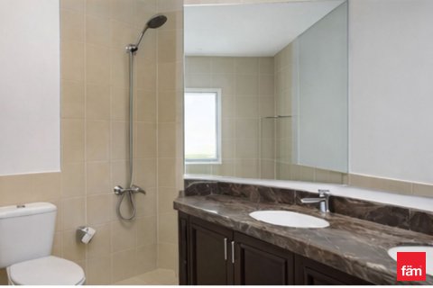 3 bedrooms Villa in Dubai, UAE No. 142506 8