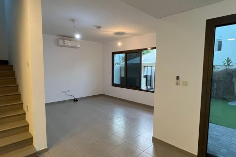 3 bedrooms Townhouse in Dubai, UAE No. 183379 4