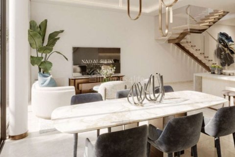 3 bedrooms Townhouse in Nadd Al Sheba, UAE No. 142955 17