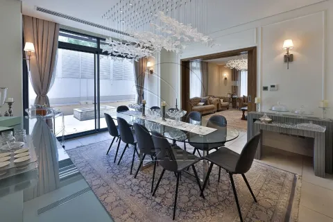 5 bedrooms Villa No. 127955 15