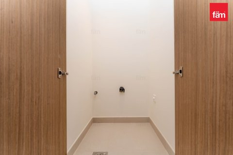 2 bedrooms Apartment in Dubai, UAE No. 188313 14