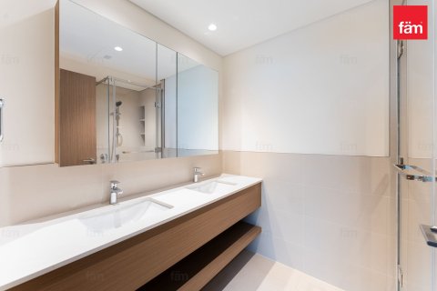 2 bedrooms Apartment in Dubai, UAE No. 188313 19