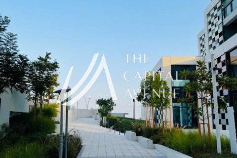 1 bedroom Apartment in Makers District, UAE No. 137051 17