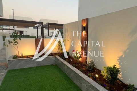 4 bedrooms Villa on the Yas Island, UAE No. 137052 26