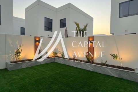 4 bedrooms Villa on the Yas Island, UAE No. 137052 24