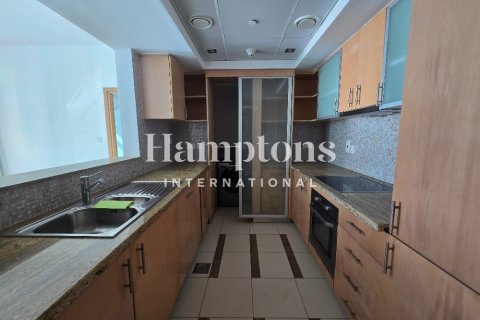 Квартира с 1 спальней в The Address Dubai Marina, ОАЭ №187299 5