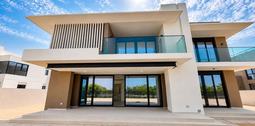 Villa de 4 dormitorios en Jebel Ali, UAE No. 208879