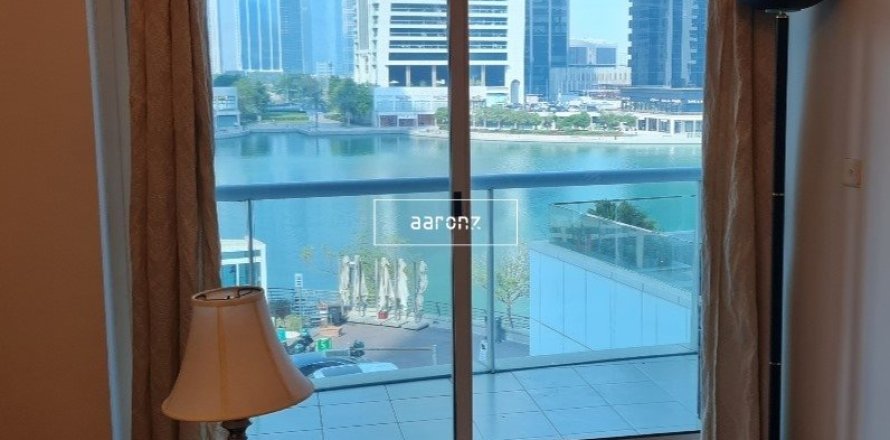 Apartment de 1 dormitorio en Jumeirah Lake Towers, UAE No. 102366