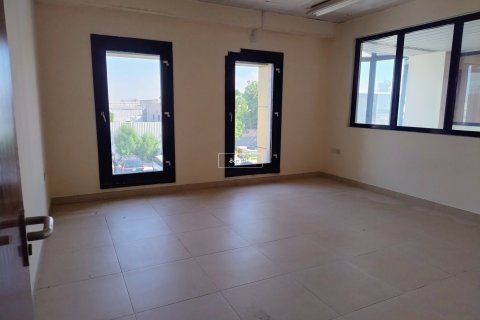 Warehouse de 5759.9m² en Al Quoz, UAE No. 102364 15