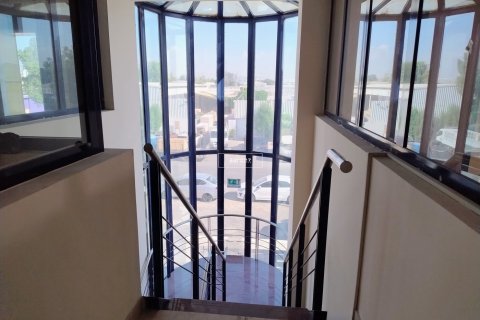 Warehouse de 5759.9m² en Al Quoz, UAE No. 102364 9