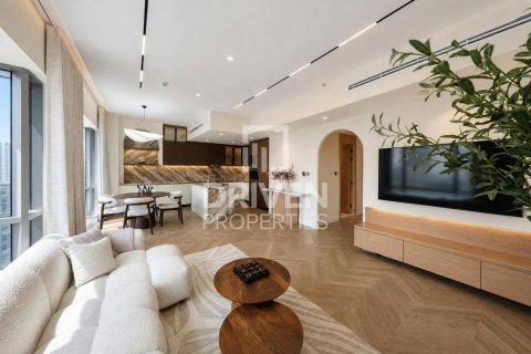 Квартира с 1 спальней в South Ridge, ОАЭ №209738 3