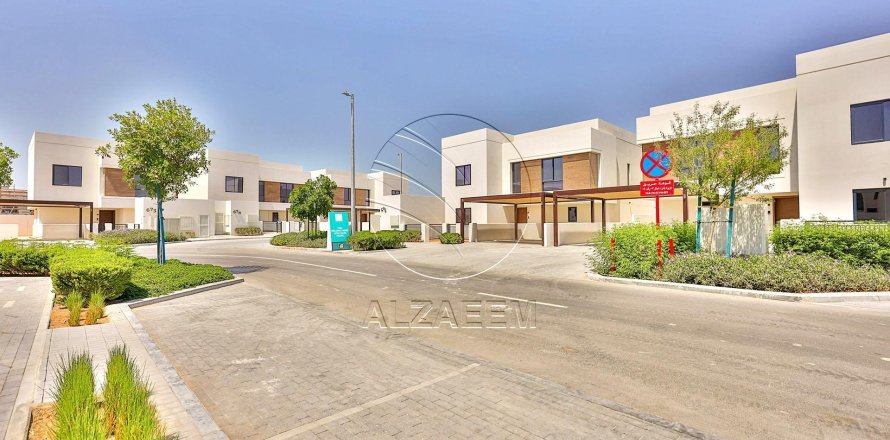 Villa de 4 dormitorios en Yas Island, UAE No. 91184