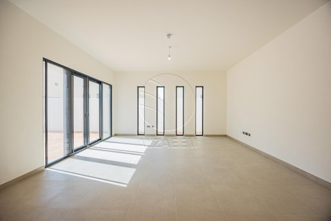 Villa de 4 dormitorios en  Yas Island, UAE No. 91184 25