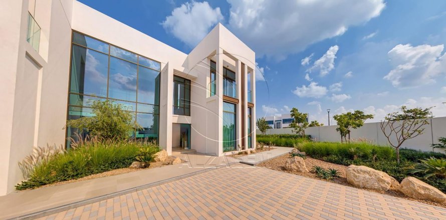Villa de 5 chambres à Abu Dhabi, UAE No. 91170