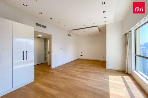 4 bedrooms Apartment  No. 116130 27