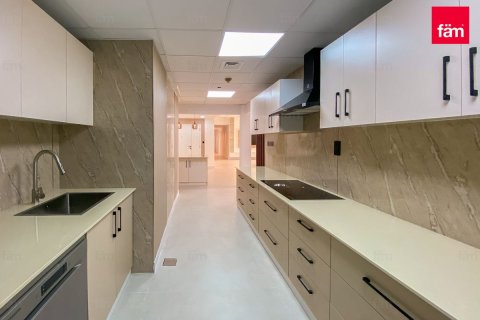 4 bedrooms Apartment  No. 116130 12