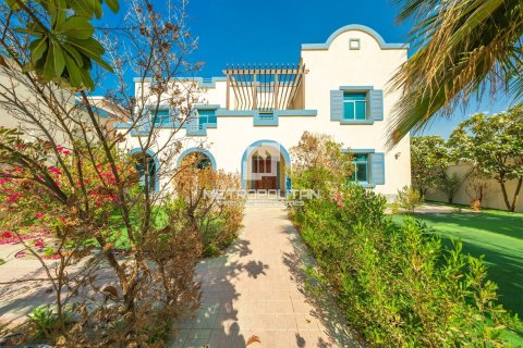 Villa de 5 dormitorios  No. 129570 4