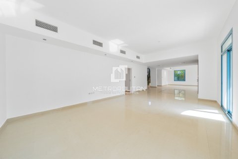 Villa de 5 dormitorios  No. 129570 8