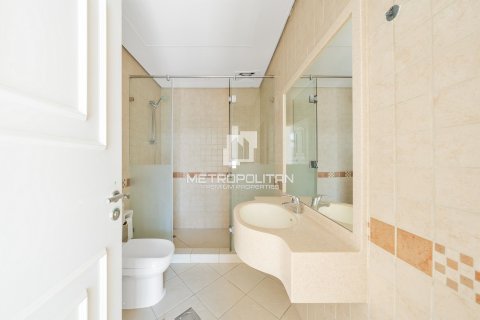 Villa de 5 dormitorios  No. 129570 24