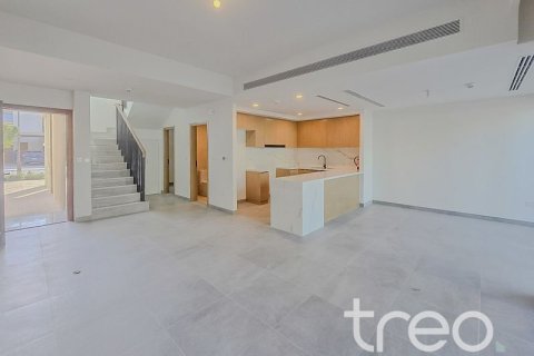 Villa de 3 dormitorios en Dubai, UAE No. 174138 4