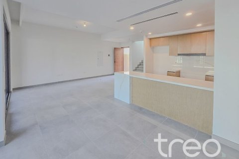 Villa de 3 dormitorios en Dubai, UAE No. 174138 3
