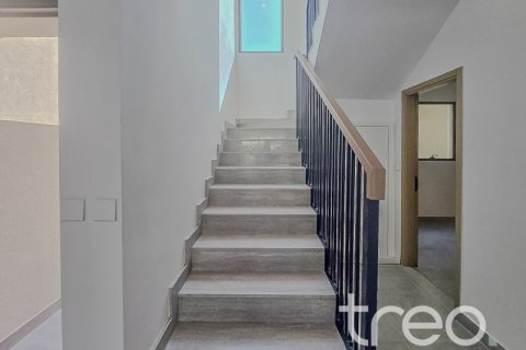 Villa de 3 dormitorios en Dubai, UAE No. 174138 16