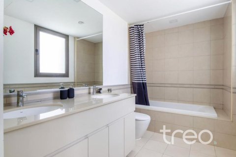Villa de 3 dormitorios en Hayat Townhouses, UAE No. 174143 8