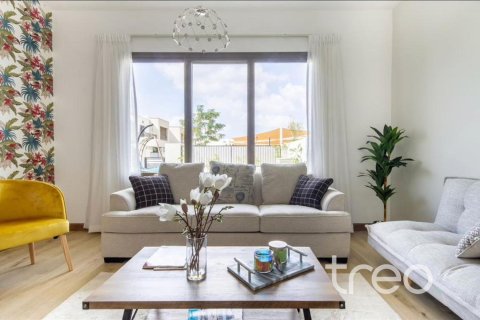 Villa de 3 dormitorios en Hayat Townhouses, UAE No. 174143 6