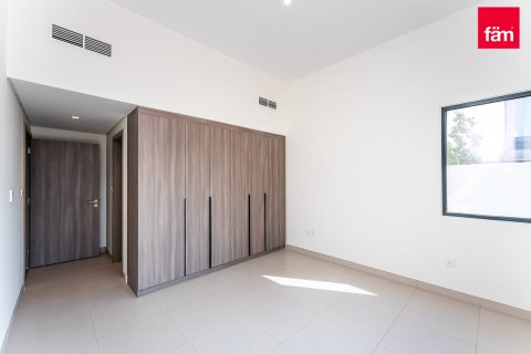 Villa de 4 dormitorios en Al Furjan, UAE No. 100336 9