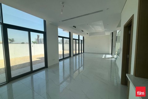 Villa de 4 dormitorios en Al Furjan, UAE No. 100336 2