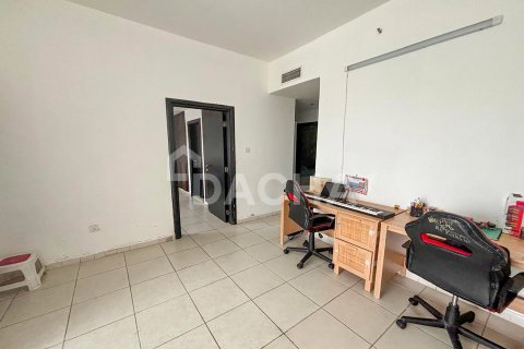 Duplex de 3 chambres à Diamond Views, UAE No. 155615 17