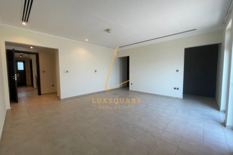 Вилла с 3 спальнями в Jumeirah Park, ОАЭ №148977 15