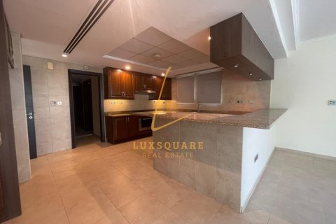 Вилла с 3 спальнями в Jumeirah Park, ОАЭ №148977 10