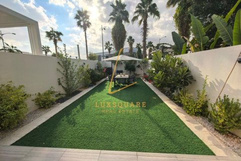 4 bedrooms Townhouse in DAMAC Hills (Akoya by DAMAC), UAE No. 148976 23